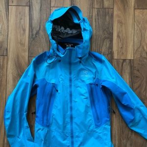 Beta AR Gore-Tex Rain Jacket
